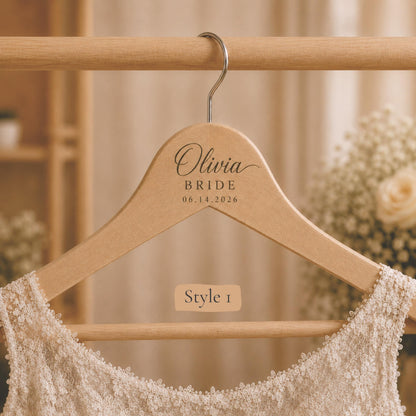 Personalized Bridesmaid Hanger, Custom Wooden Wedding Hanger with Name & Date, Maid of Honor Gift, Bridal Party Hanger