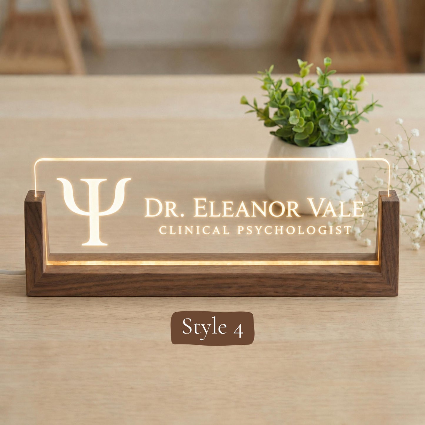 Licensed Therapist LED Nameplate, Personalized Therapy Office Desk Sign, Custom Therapist Office Decor Gift